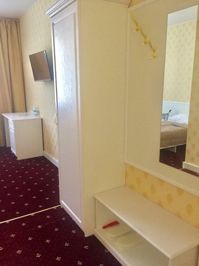 Sergeev Hotel 尼古拉耶夫 外观 照片